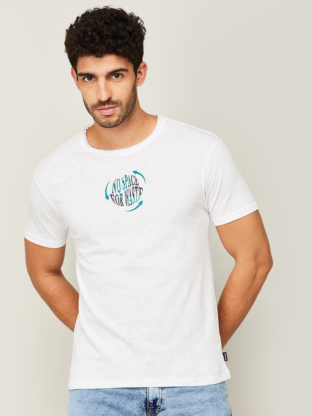 

Fame Forever by Lifestyle Men White Printed Applique Slim Fit T-shirt