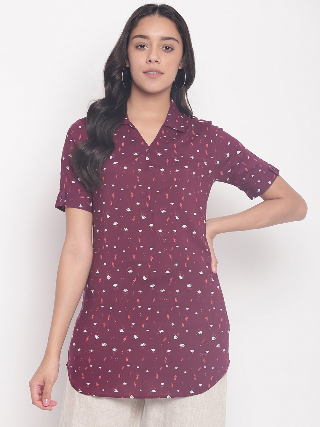 

Miss Grace Maroon Print Roll-Up Sleeves Longline Top