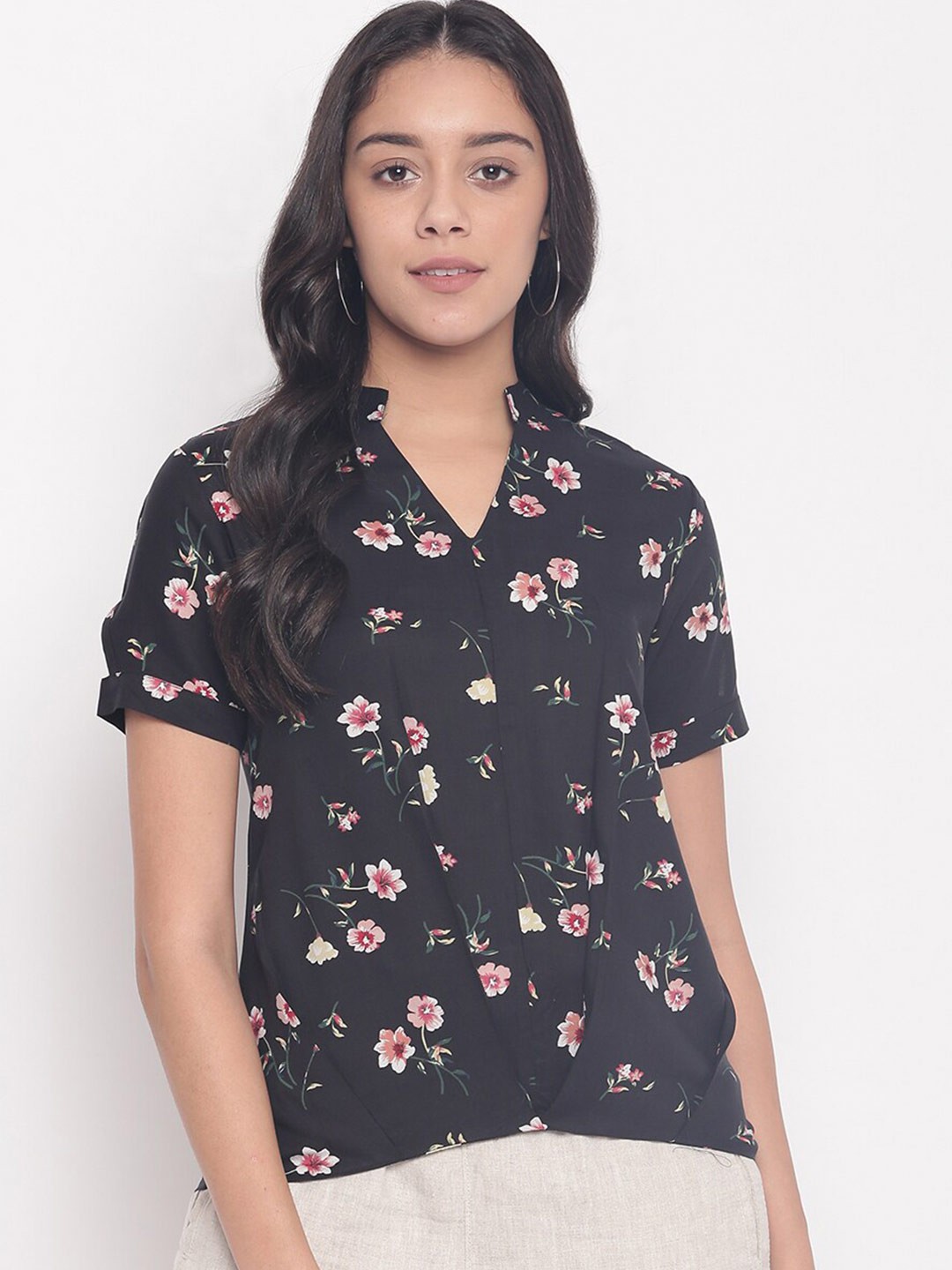 

Miss Grace Women Black Floral Print Mandarin Collar Top