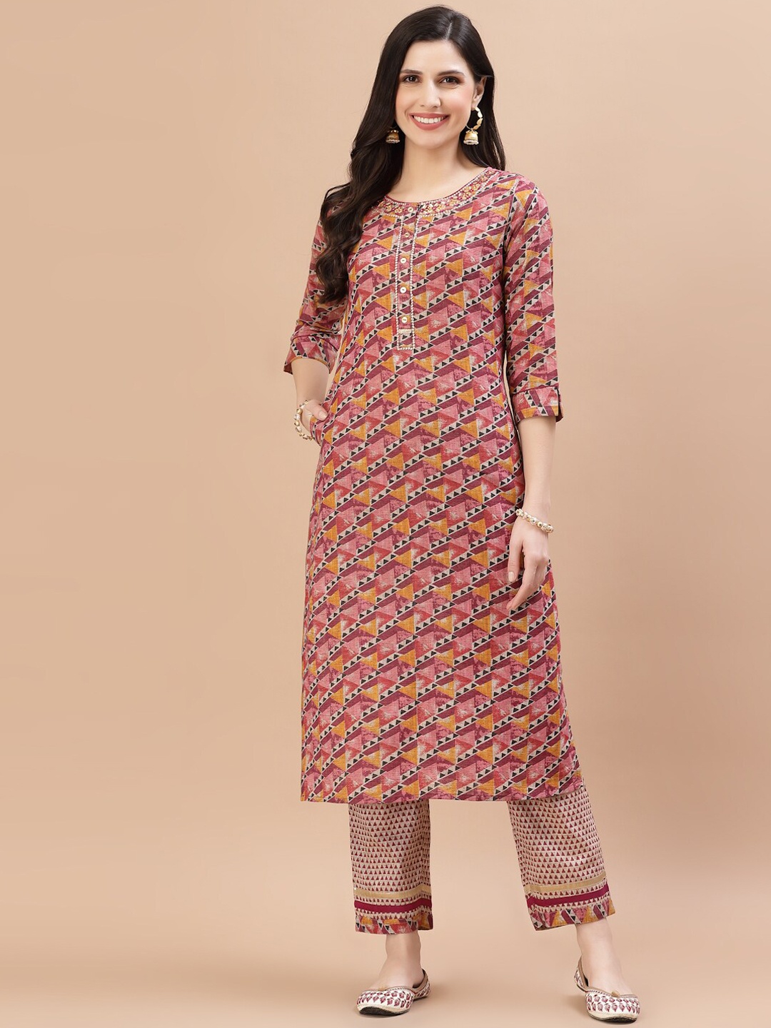 

Smiro Women Pink Floral Printed Linen Kurti with Trouser