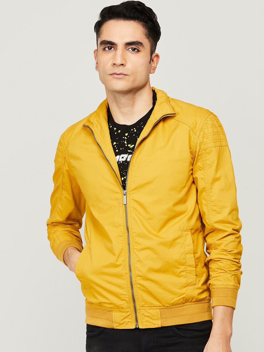 

Bossini Men Yellow Lightweight Bomber Jacket