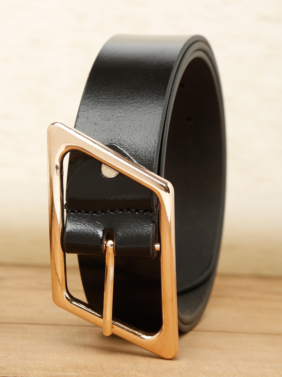 

Teakwood Leathers Women Black Solid Leather Belt