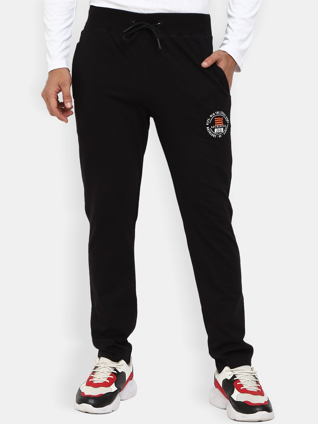 

V-Mart Men Black Solid Track Pants
