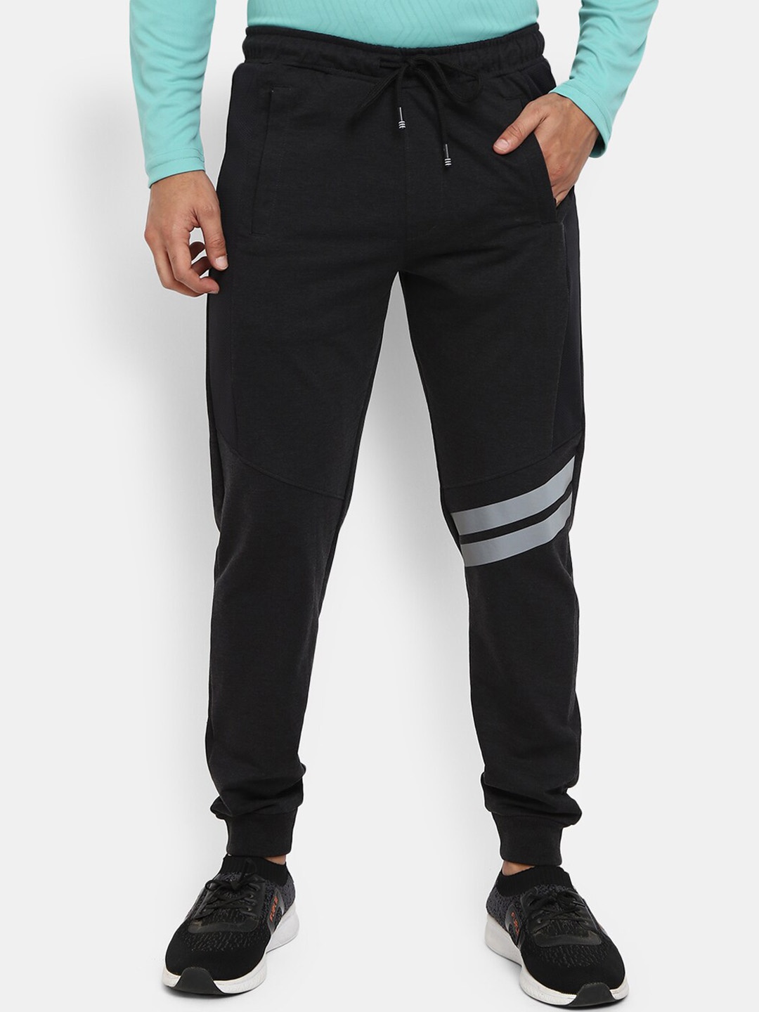 

V-Mart Men Grey Melange Solid Jogger