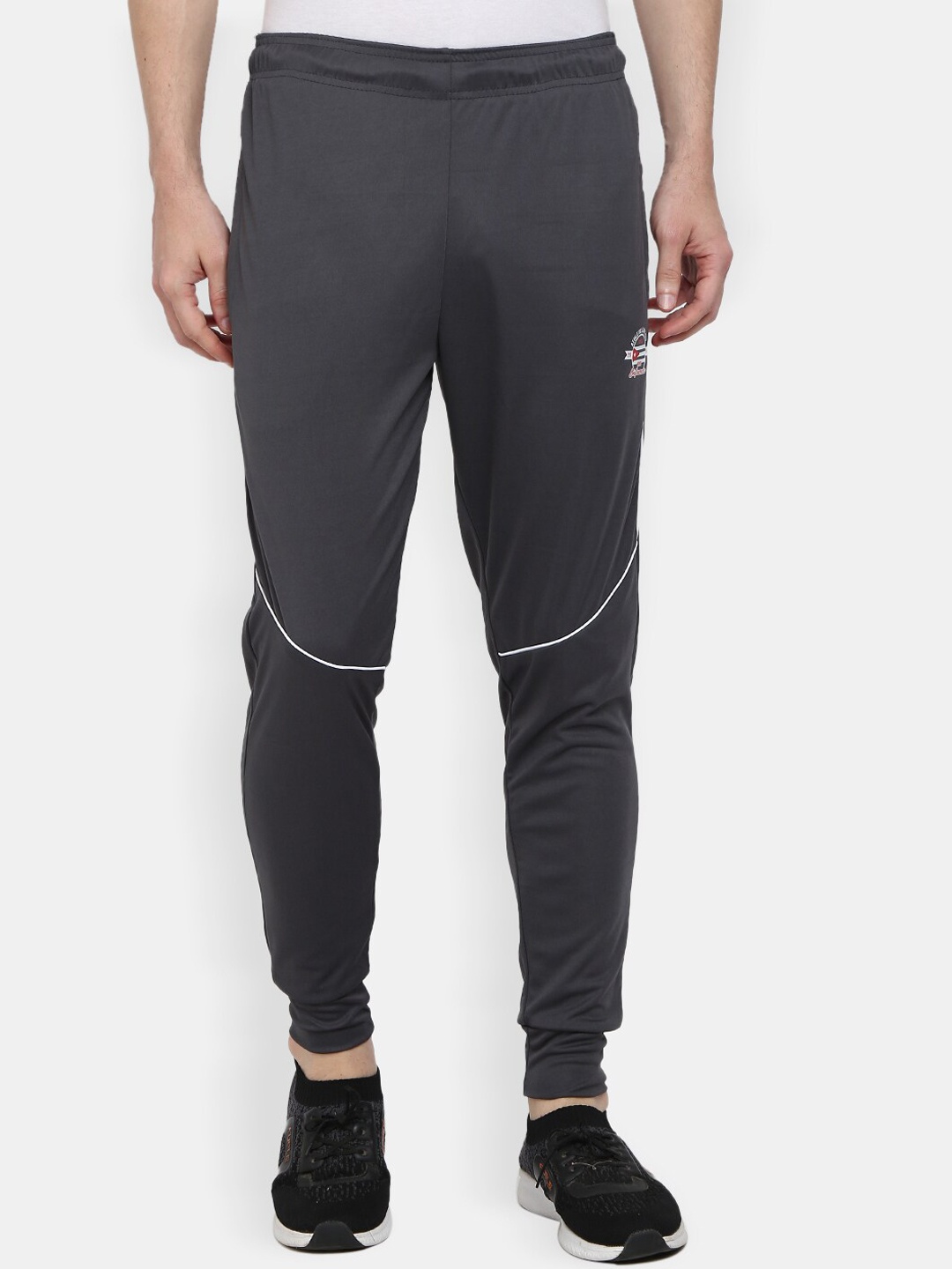 

V-Mart Men Grey Solid Track Pants