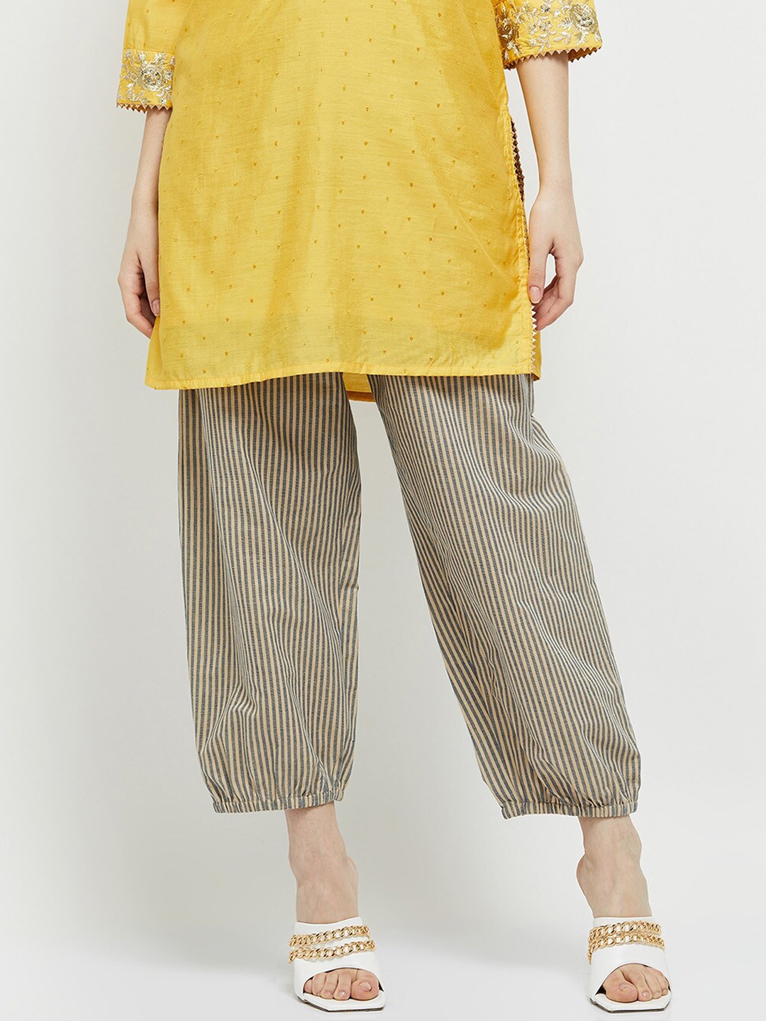 

max Women Beige Striped Trousers