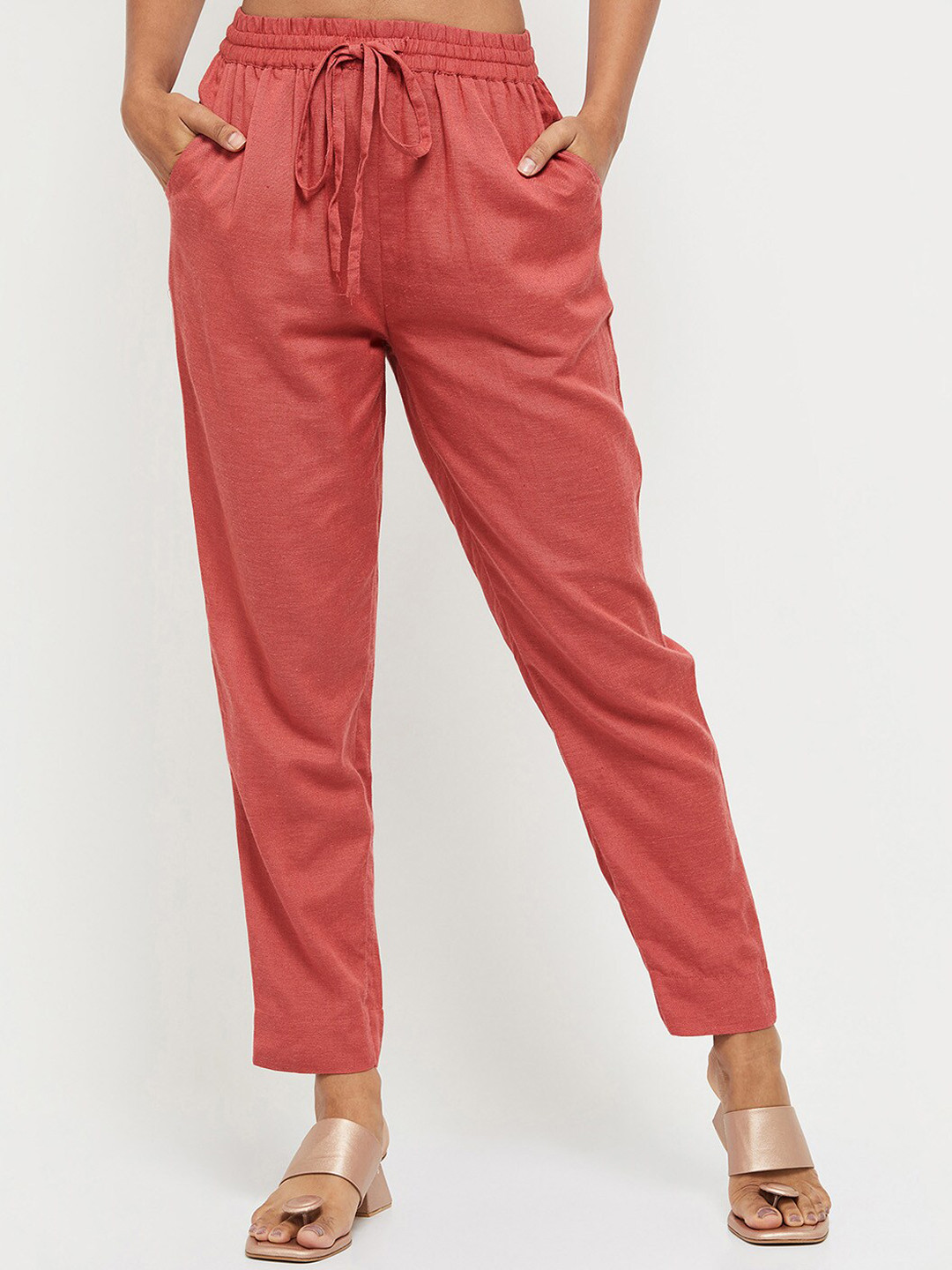 

max Women Pink Solid Cotton Straight Fit Churidar