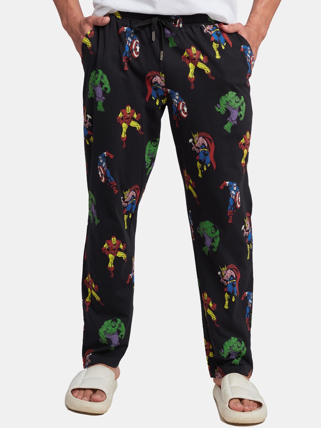 

The Souled Store Men Black Marvel Heroes Printed Pure Cotton Lounge Pant