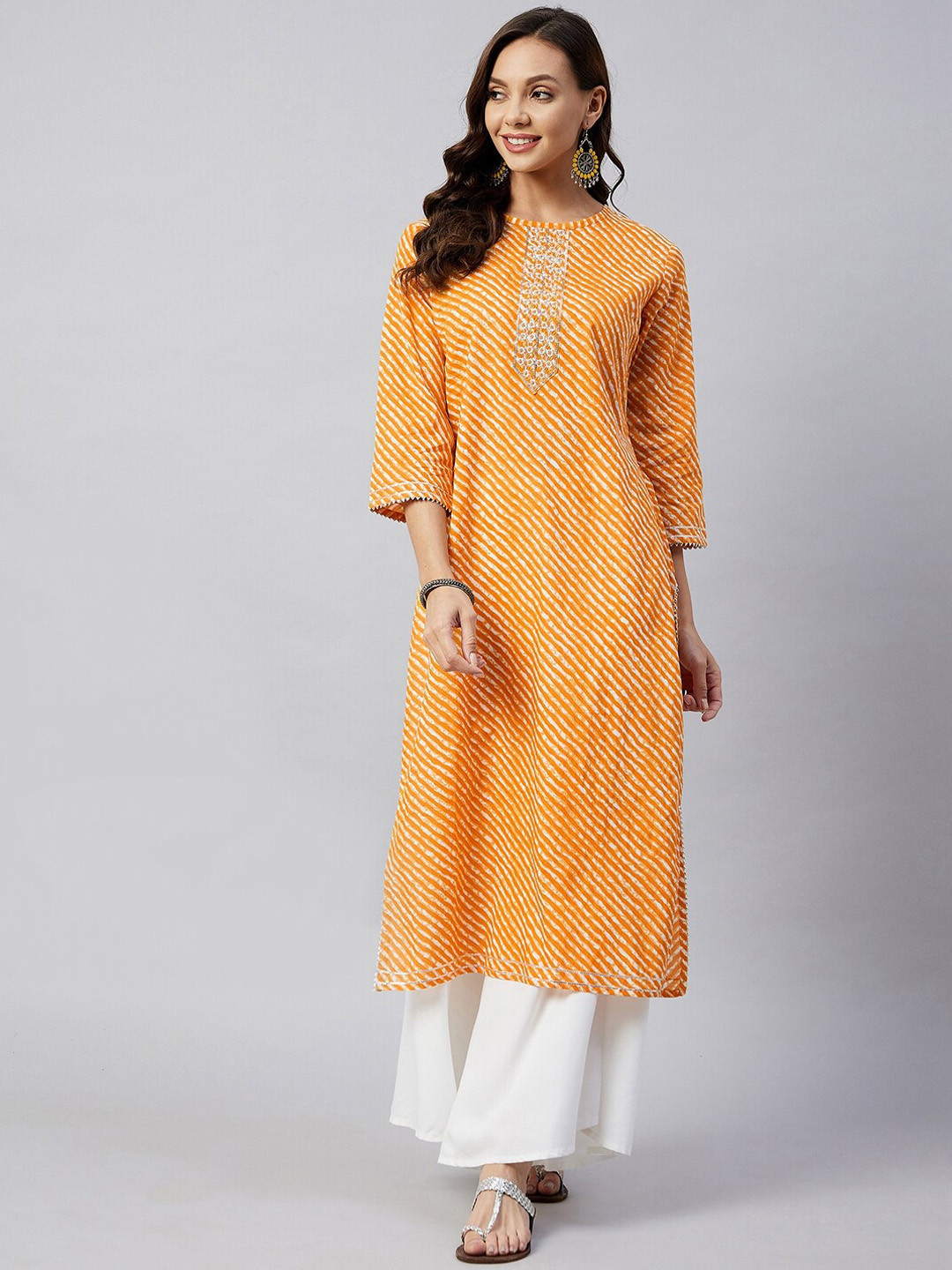 

InWeave Women Mustard Yellow & White Leheriya Printed Cotton Kurta