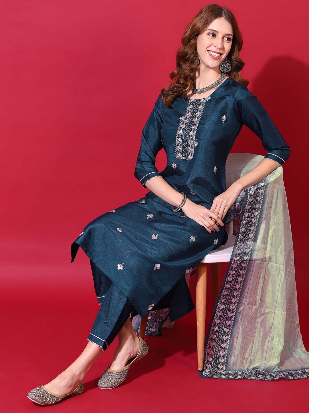 

SKYLEE Women Blue Printed Kurta with Churidar & With Dupatta