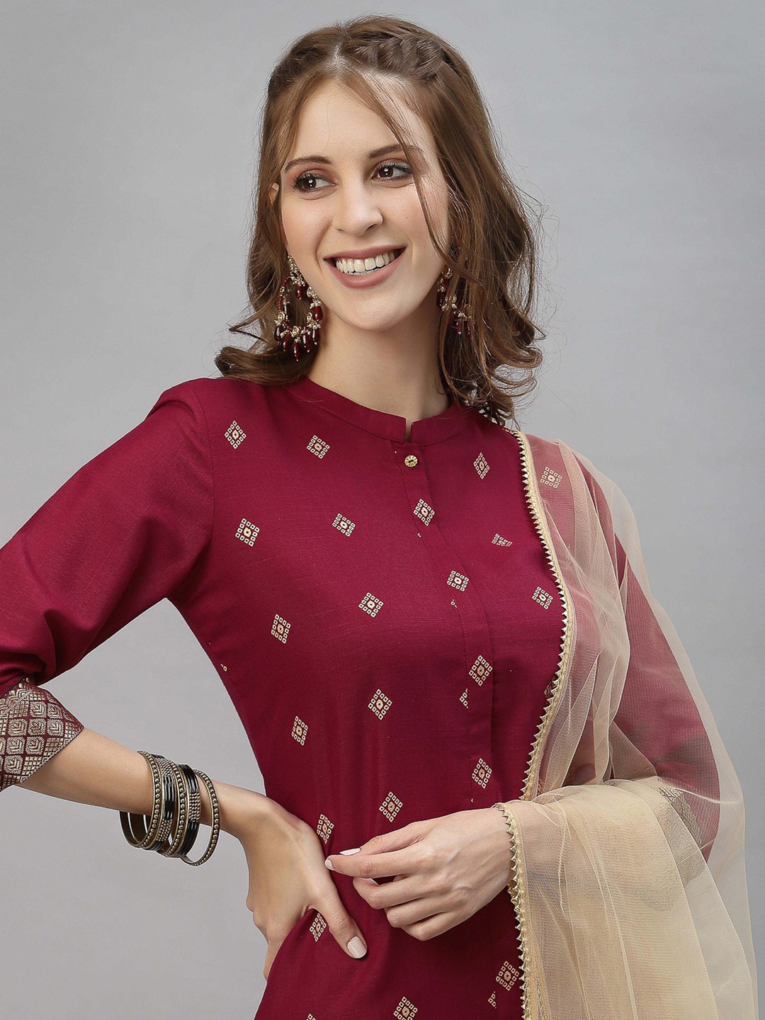 

SKYLEE Women Maroon Embroidered Kurta with Trousers & With Dupatta