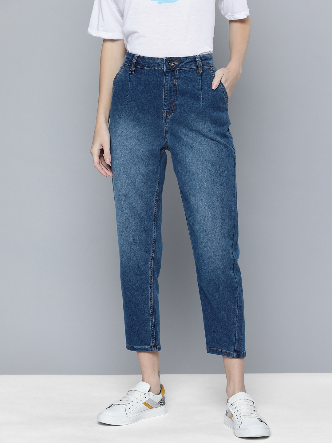 

Flying Machine Women High-Rise Light Fade Stretchable Jeans, Blue