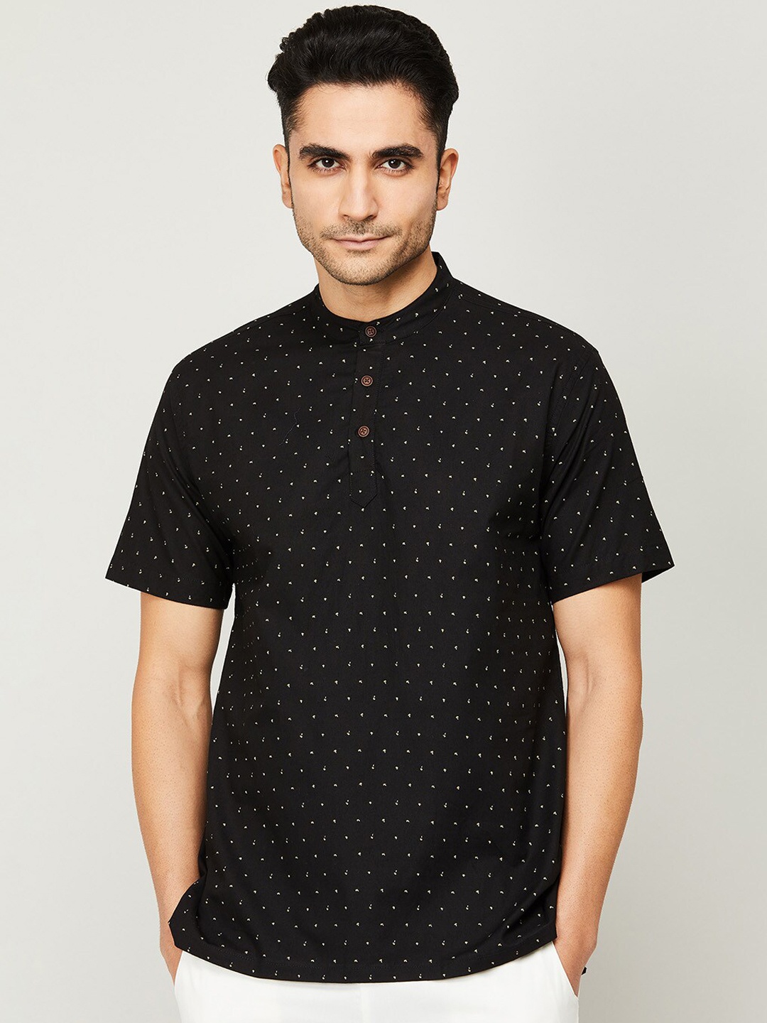 

Melange by Lifestyle Men Black Printed Cotton Geometric Kurta