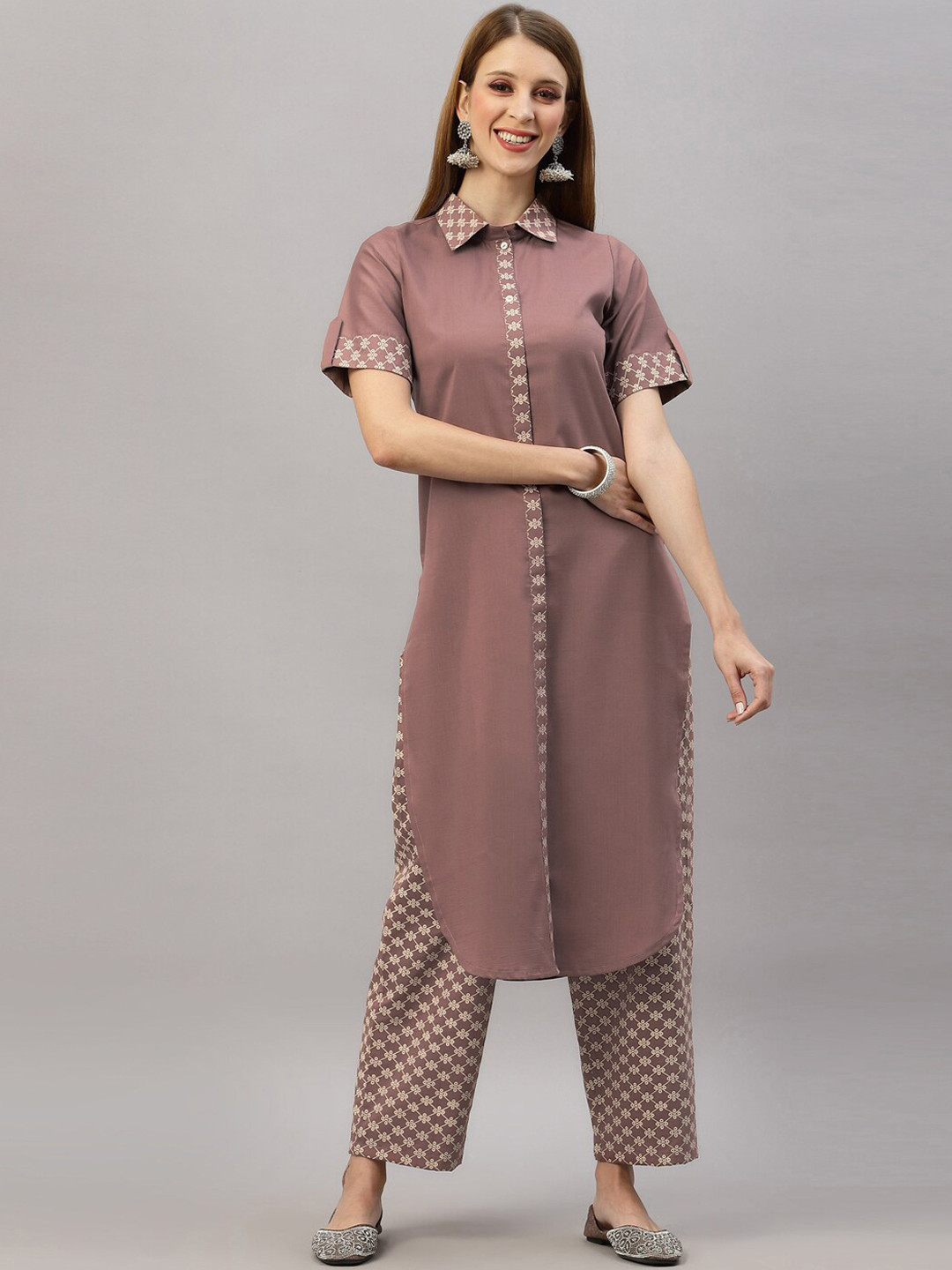 

SKYLEE Women Mauve Kurta with Trousers