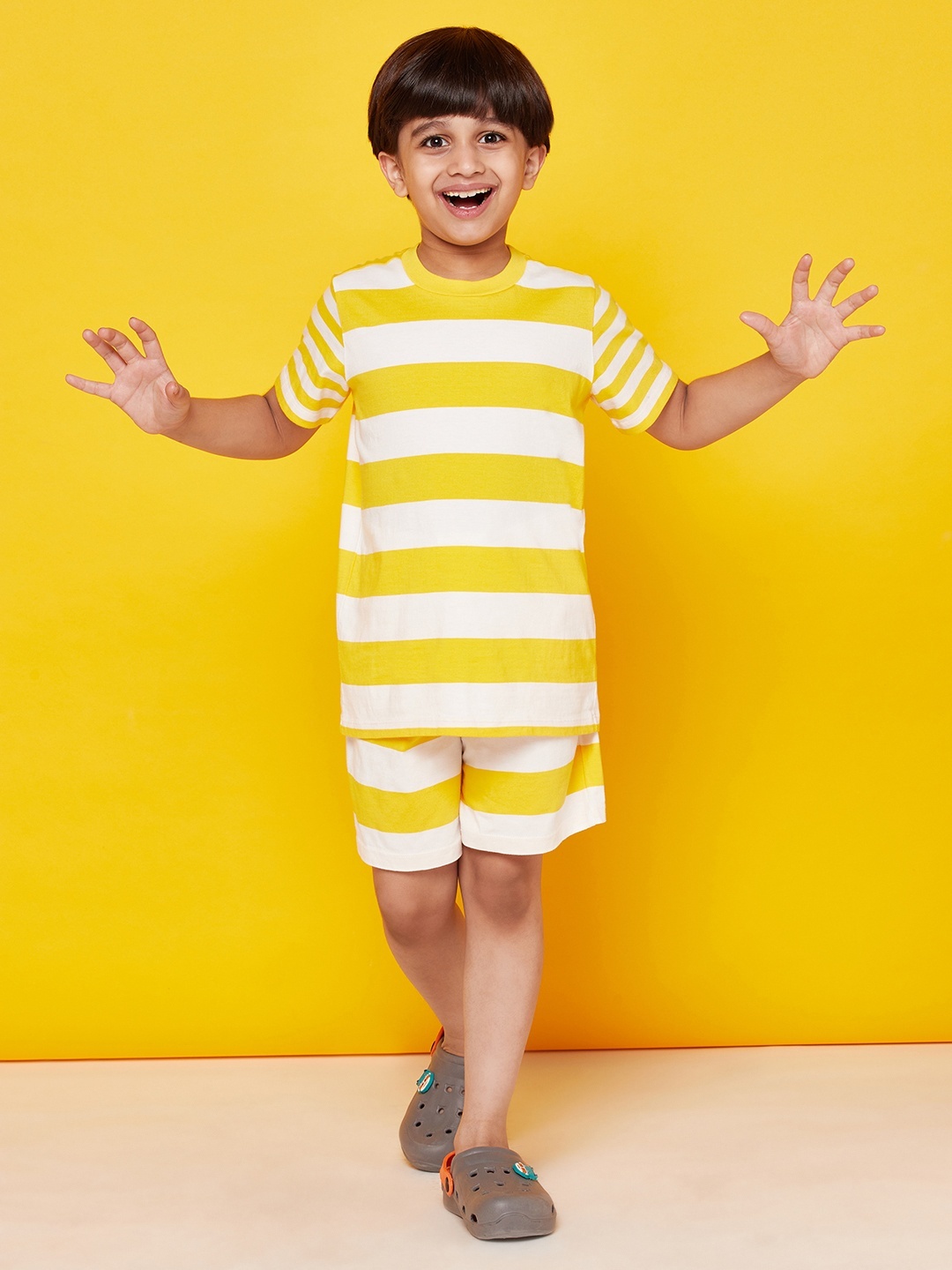 

SPUNKIES Boys Yellow & White Striped Night suit