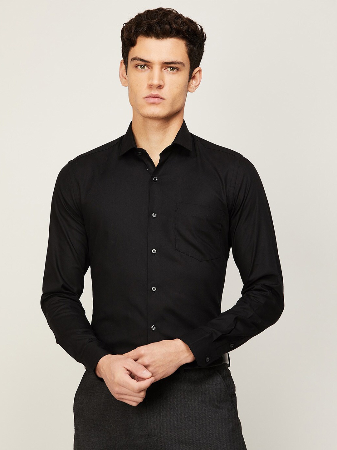 

CODE by Lifestyle Men Black Slim Fit Casual Shirt