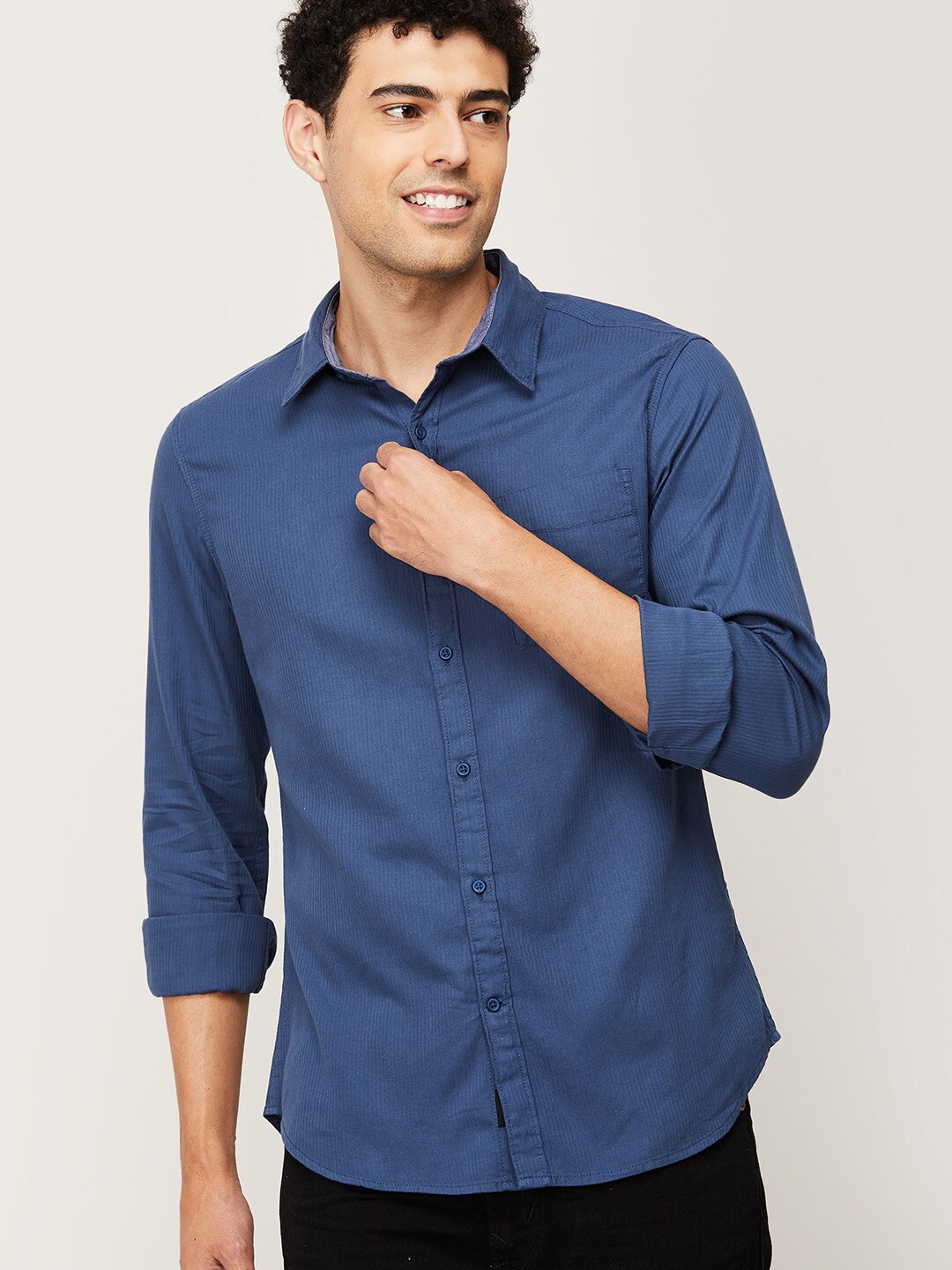

Fame Forever by Lifestyle Men Blue Slim Fit Casual Shirt