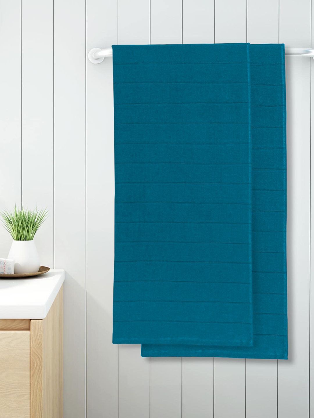 

Sleeping Owls- because your sleep matters Set Of 2 Blue Solid 260 GSM Cotton Bath Towels