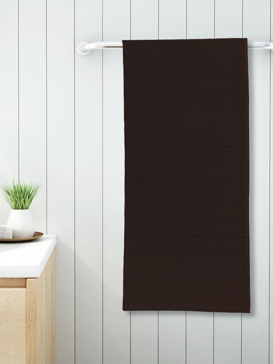 

Sleeping Owls- because your sleep matters Brown Solid 250GSM Set of 1 Cotton Bath Towel