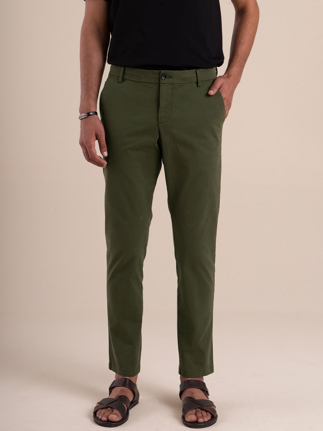 

Andamen Men Olive Green Slim Fit Chinos Trousers
