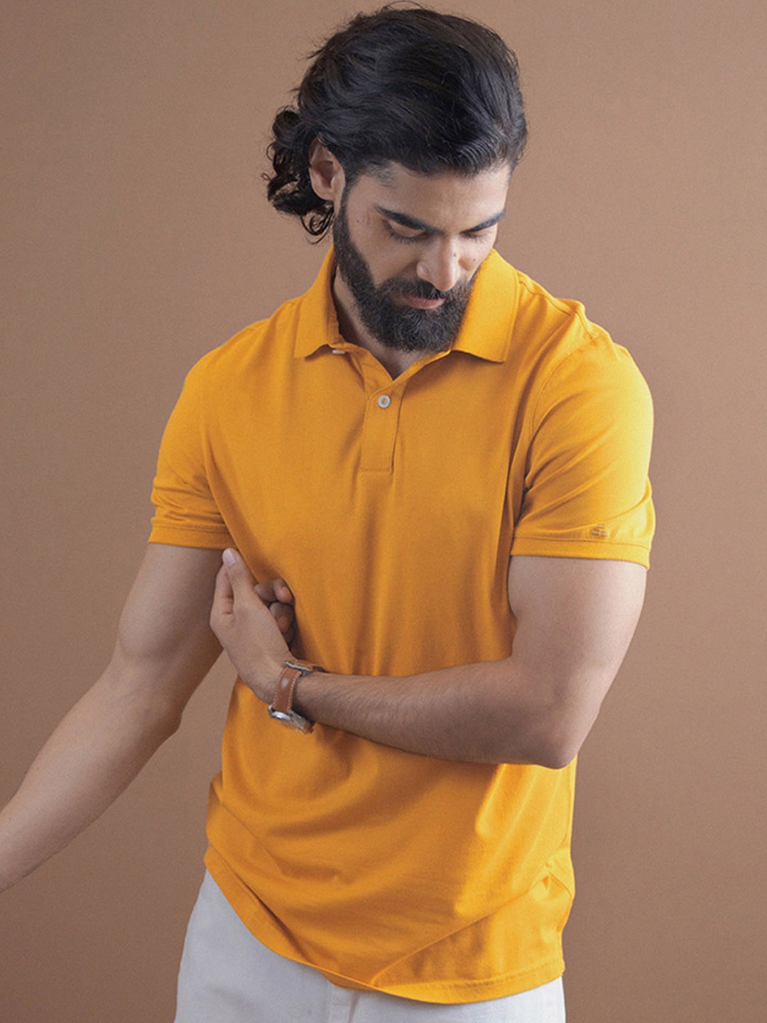 

Andamen Men Yellow Polo Collar T-shirt