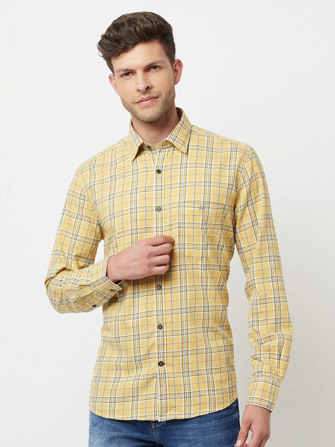 

Crimsoune Club Men Yellow Slim Fit Checked Casual Shirt