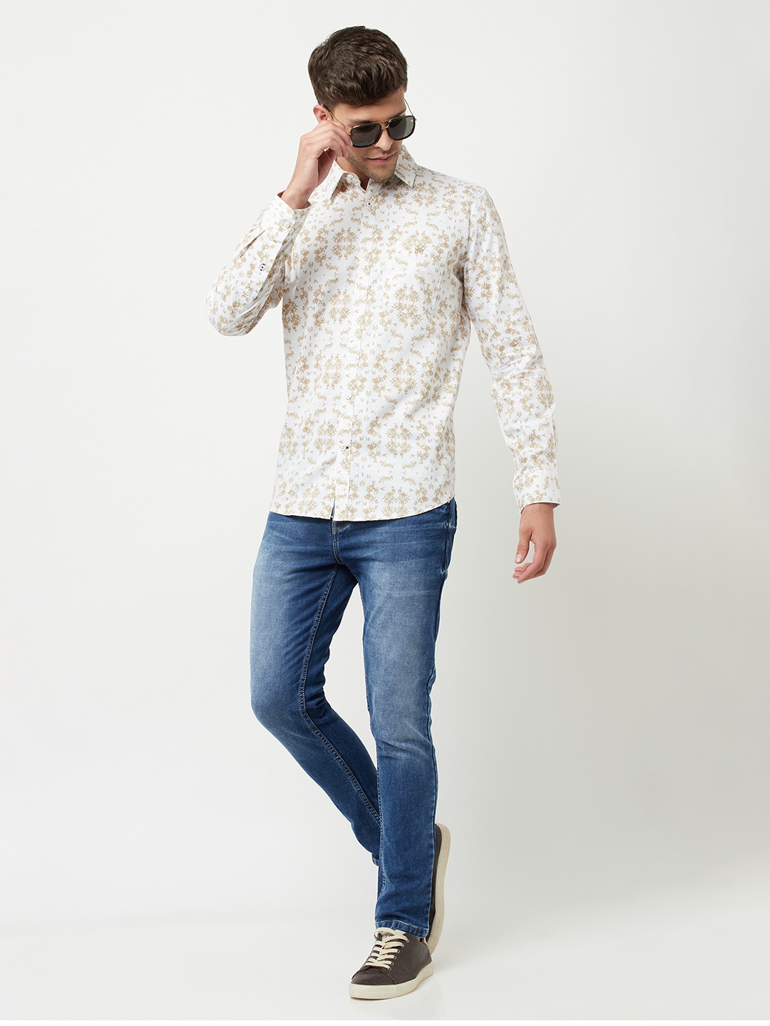 

Crimsoune Club Men White Slim Fit Printed Pure Cotton Casual Shirt