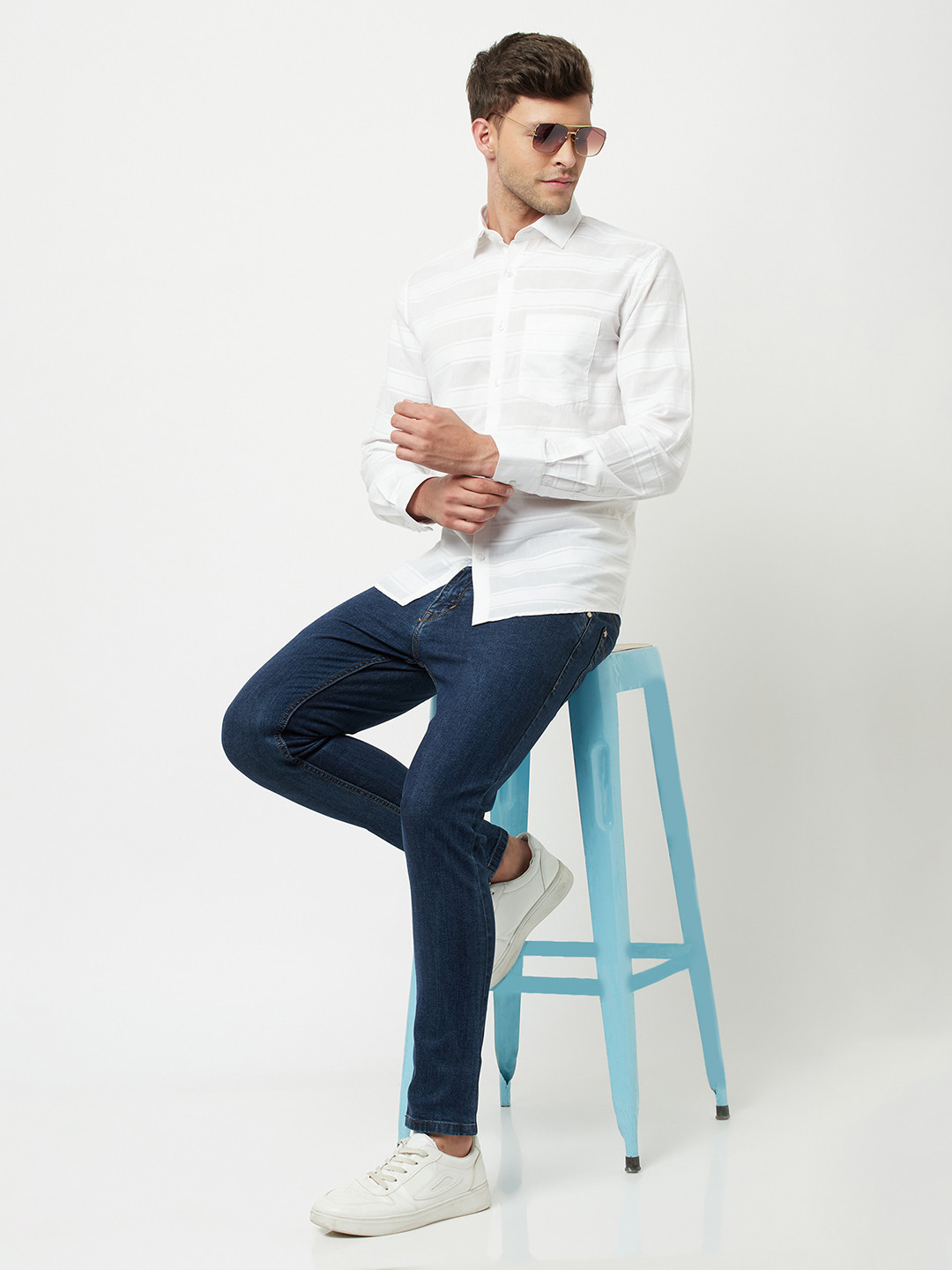 

Crimsoune Club Men White Slim Fit Horizontal Stripes Striped Casual Cotton Shirt
