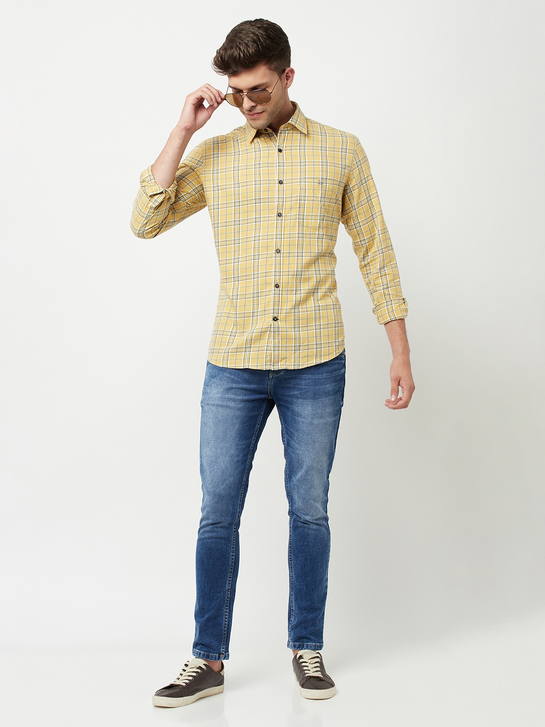 

Crimsoune Club Men Yellow Slim Fit Checked Cotton Casual Shirt