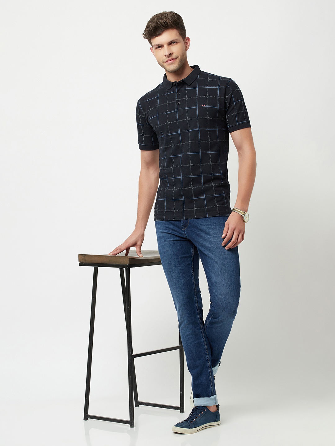 

Crimsoune Club Men Navy Blue Checked Polo Collar Monochrome Slim Fit T-shirt