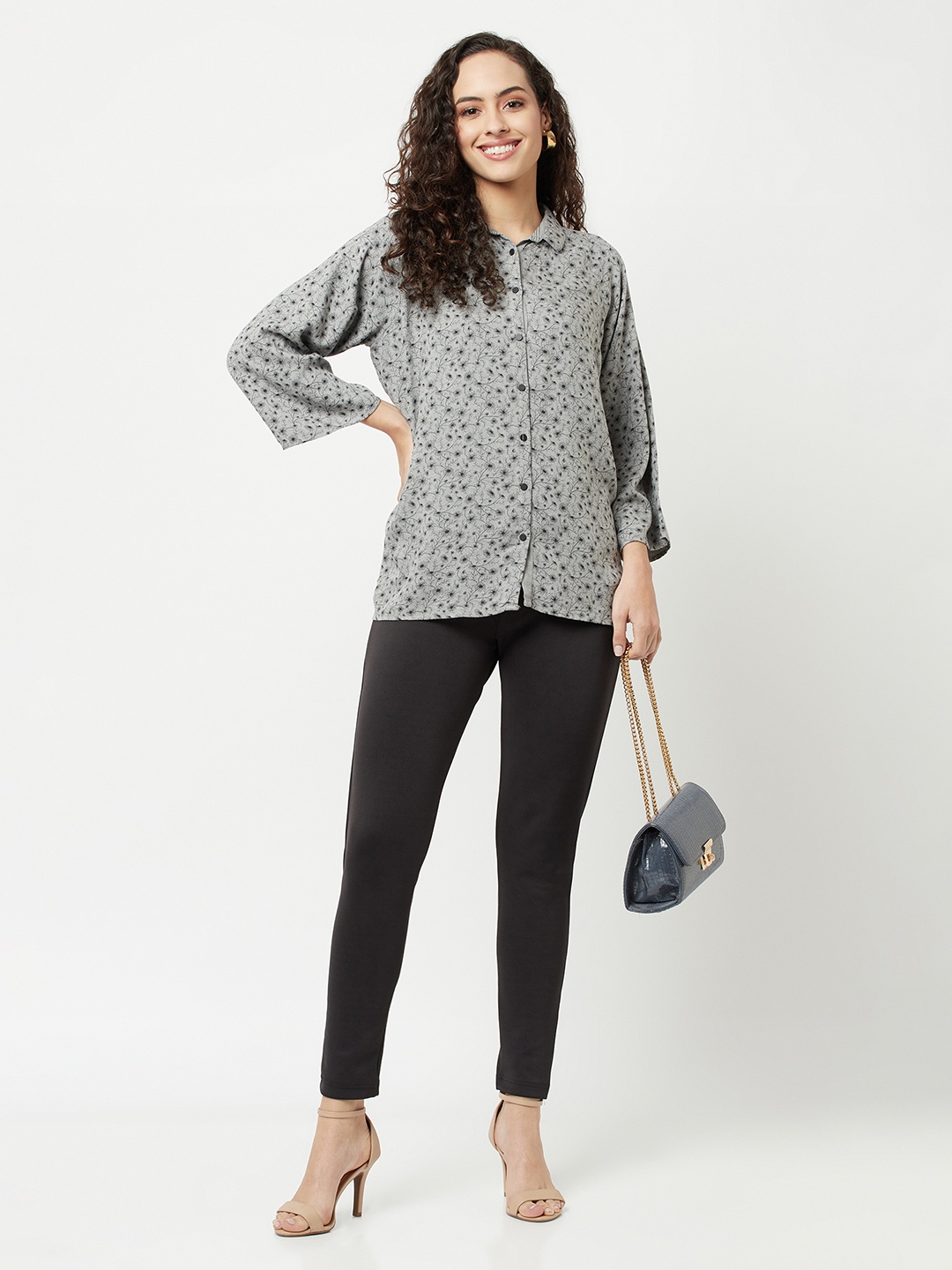 

Crimsoune Club Women Grey Floral Printed Casual Shirt
