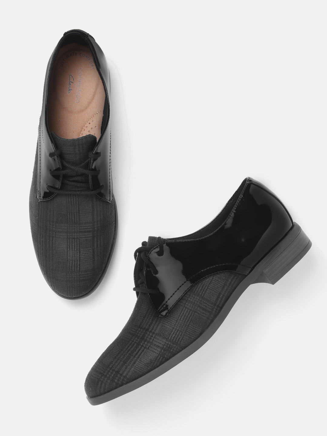 

Clarks Women Black & Grey Checked Derbys