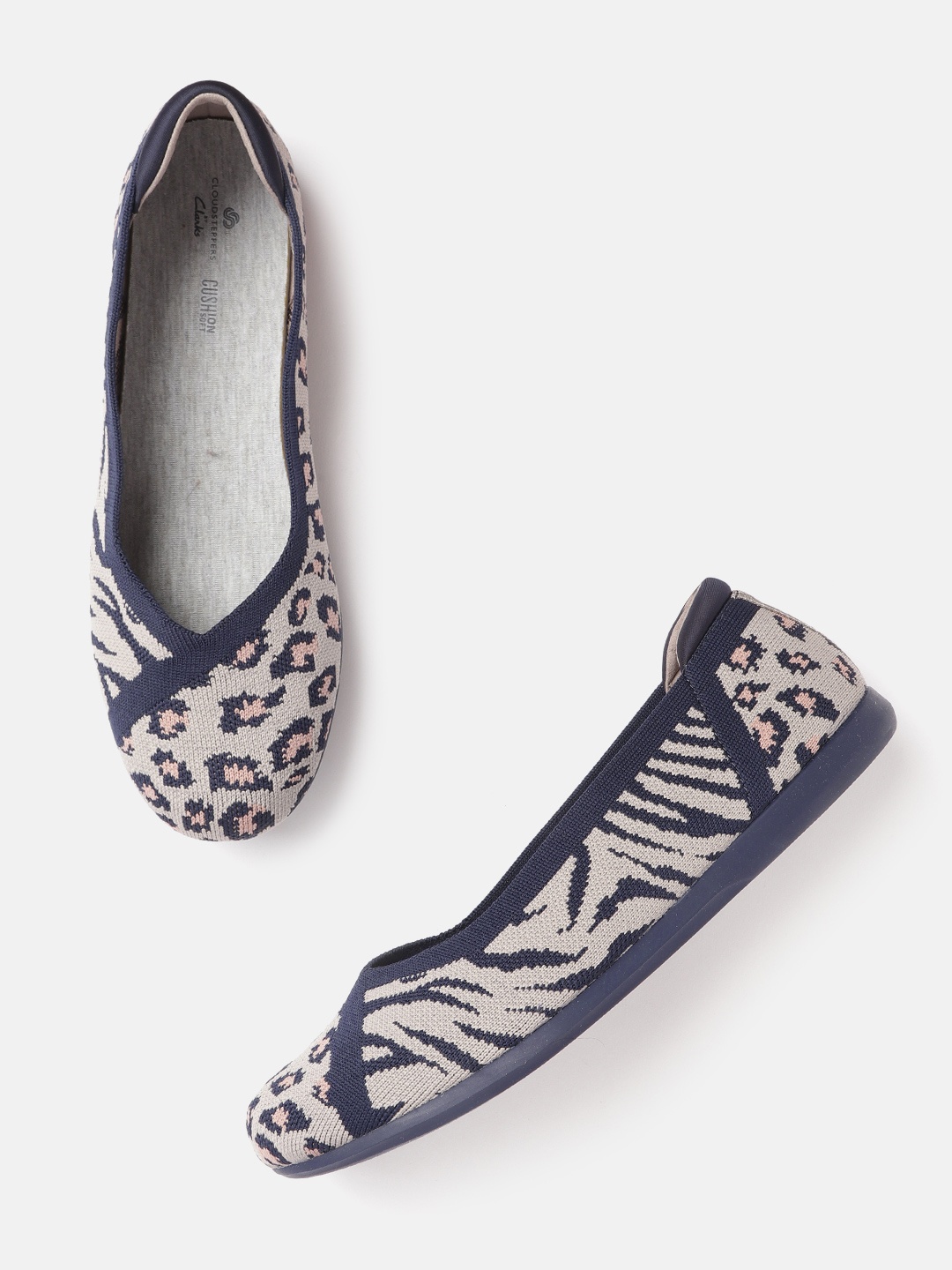 

Clarks Women Grey & Navy Blue Printed Ballerinas Flats