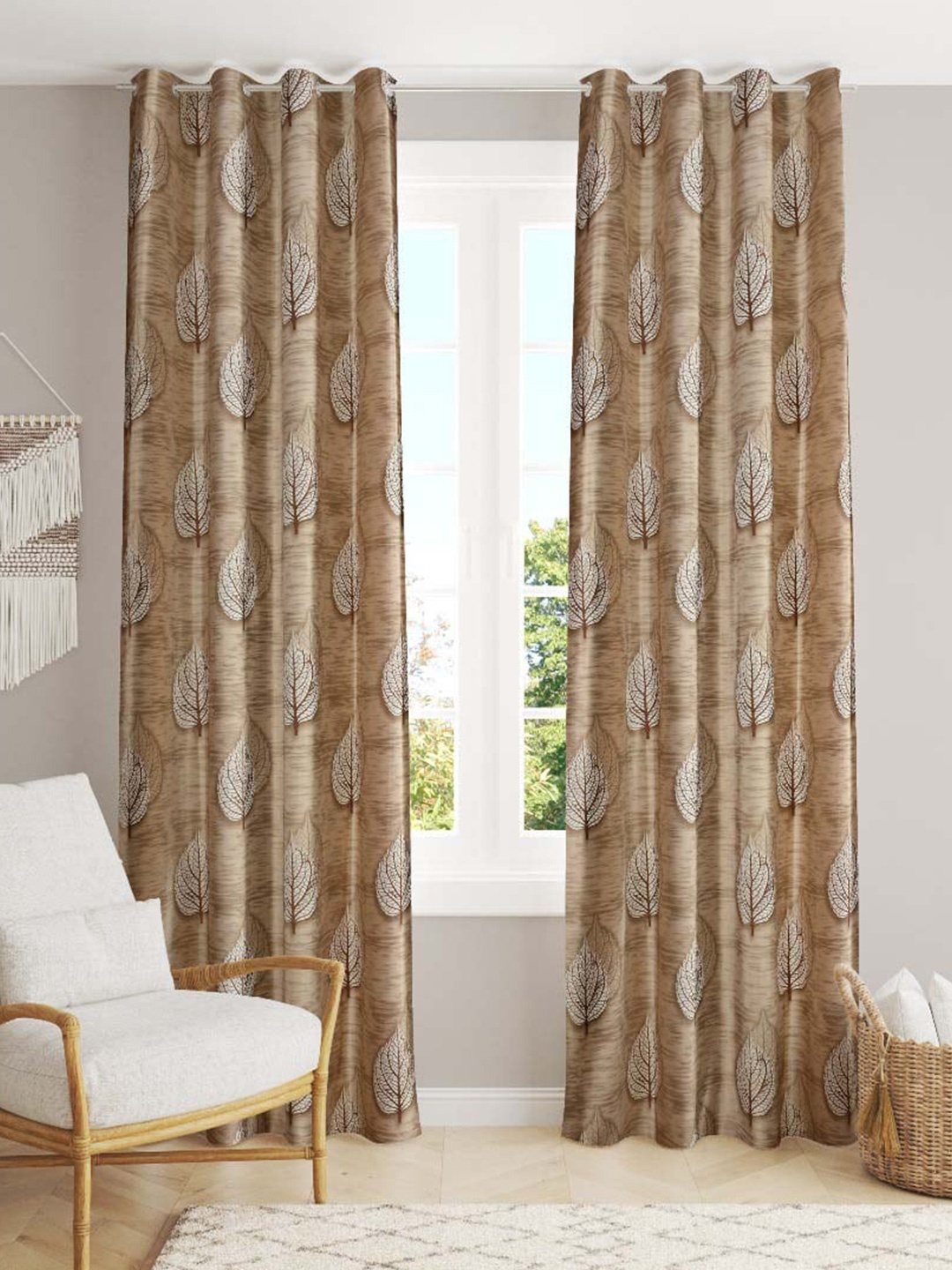 

Slushy Mushy Brown & Off White Set of 2 Door Curtain