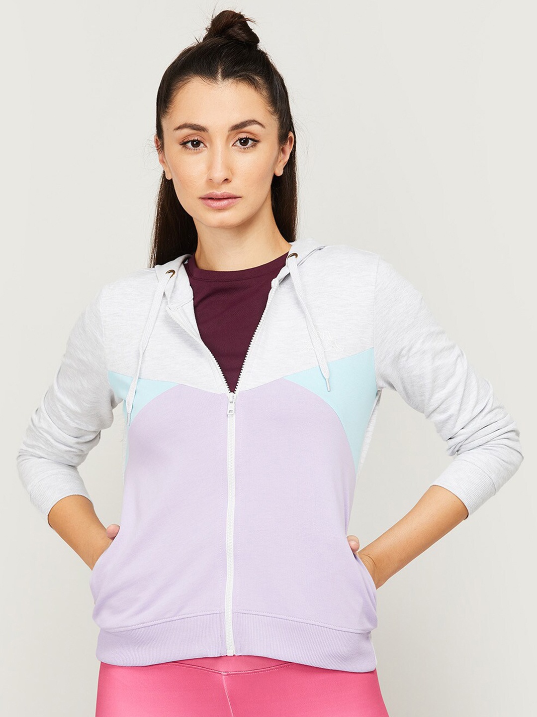 

Kappa Women Grey Colourblocked Sweatshirt