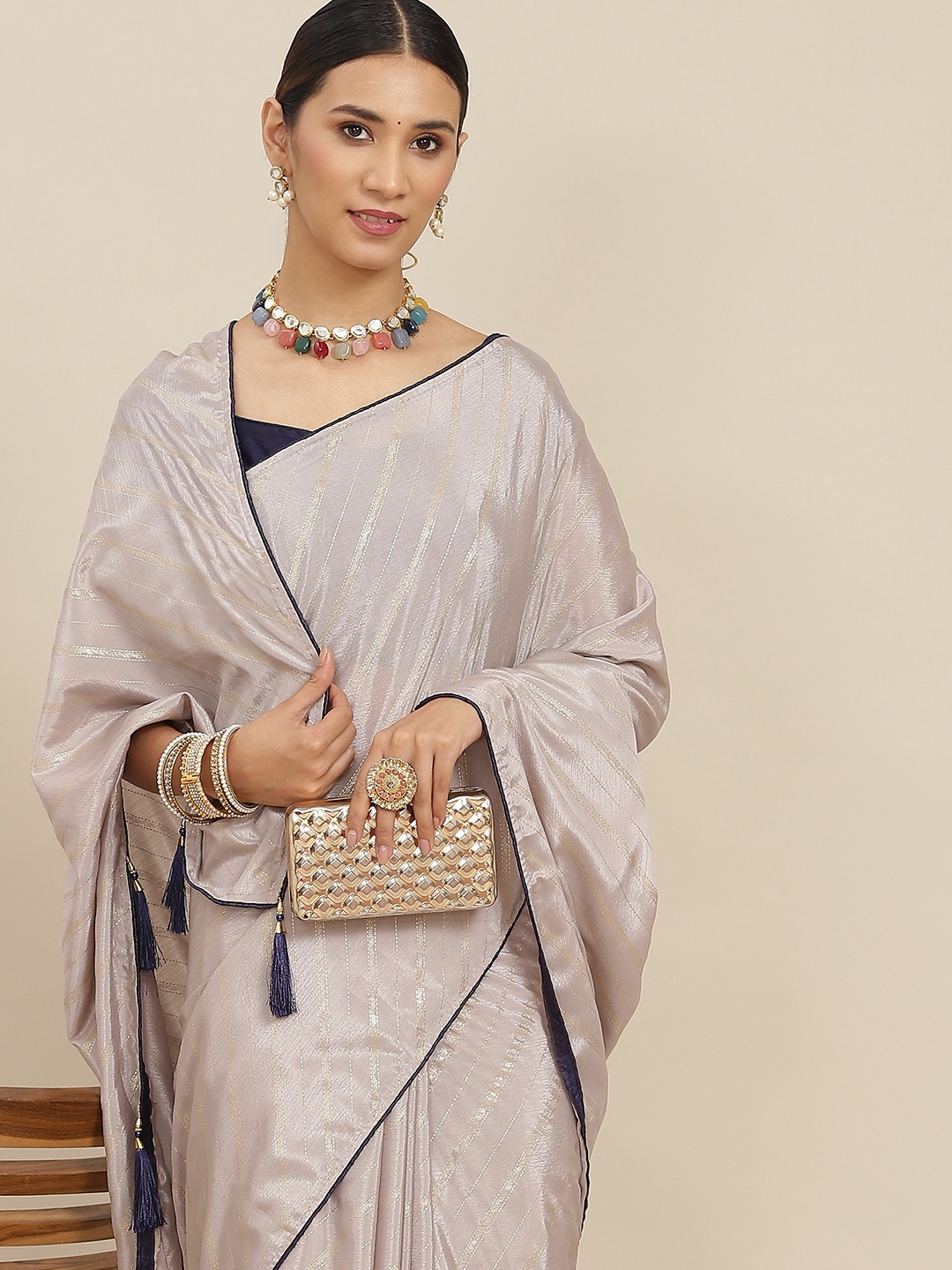 

Ishin Grey Leheriya Silk Blend Saree