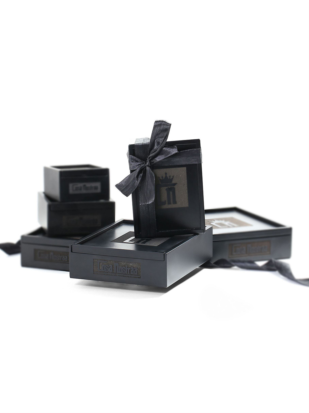 

COSA NOSTRAA Men Gold-Toned Serene Gift Set, Metallic