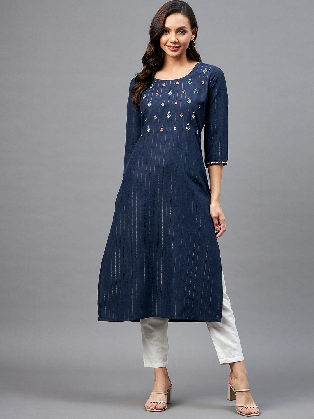 

Azira Women Navy Blue Yoke Design Flared Sleeves Thread Work Kurta