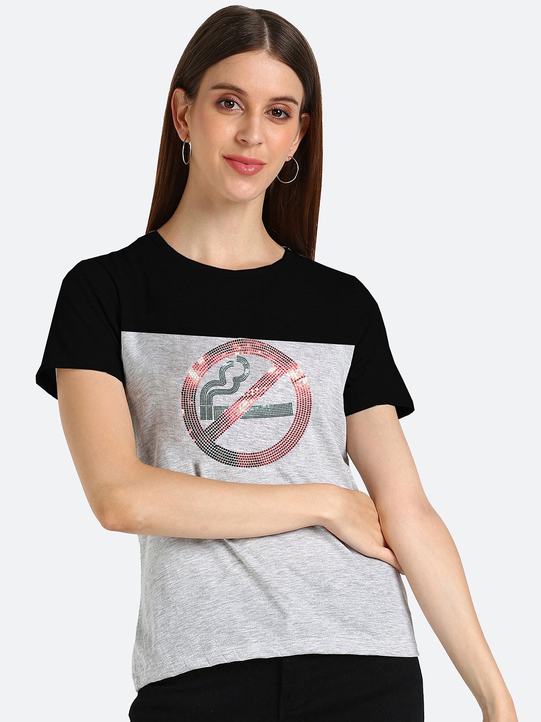 

shashvi Women Grey & Black Colourblocked Cotton T-shirt