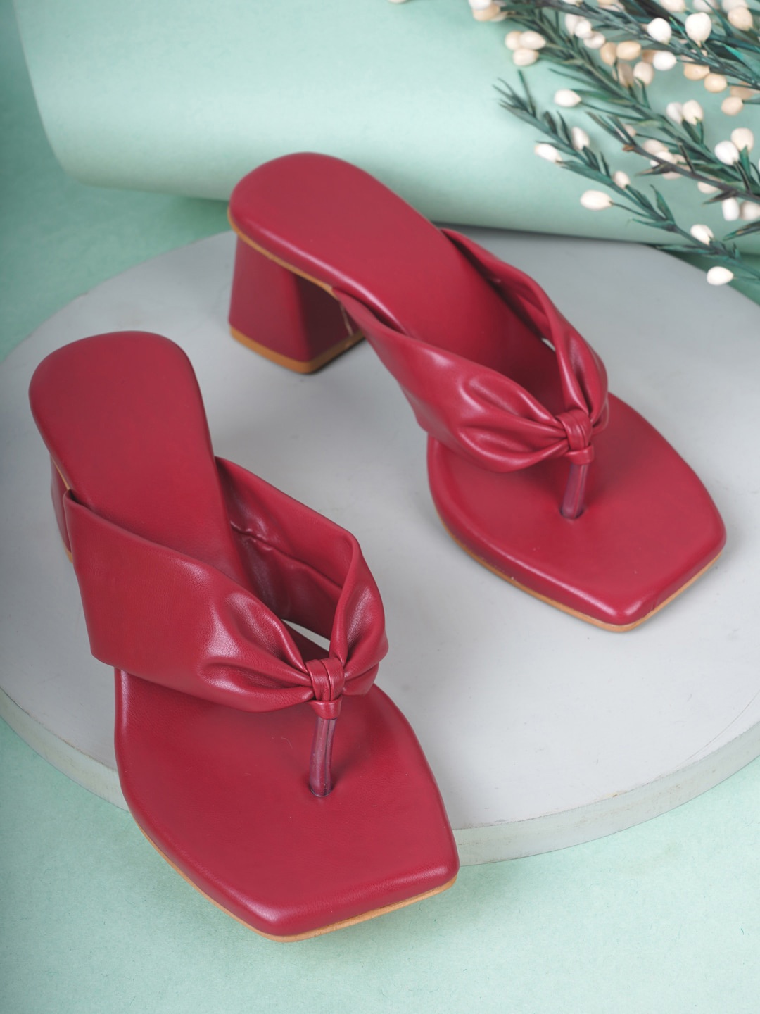 

VAYONAA Maroon PU Flatform Pumps with Bows