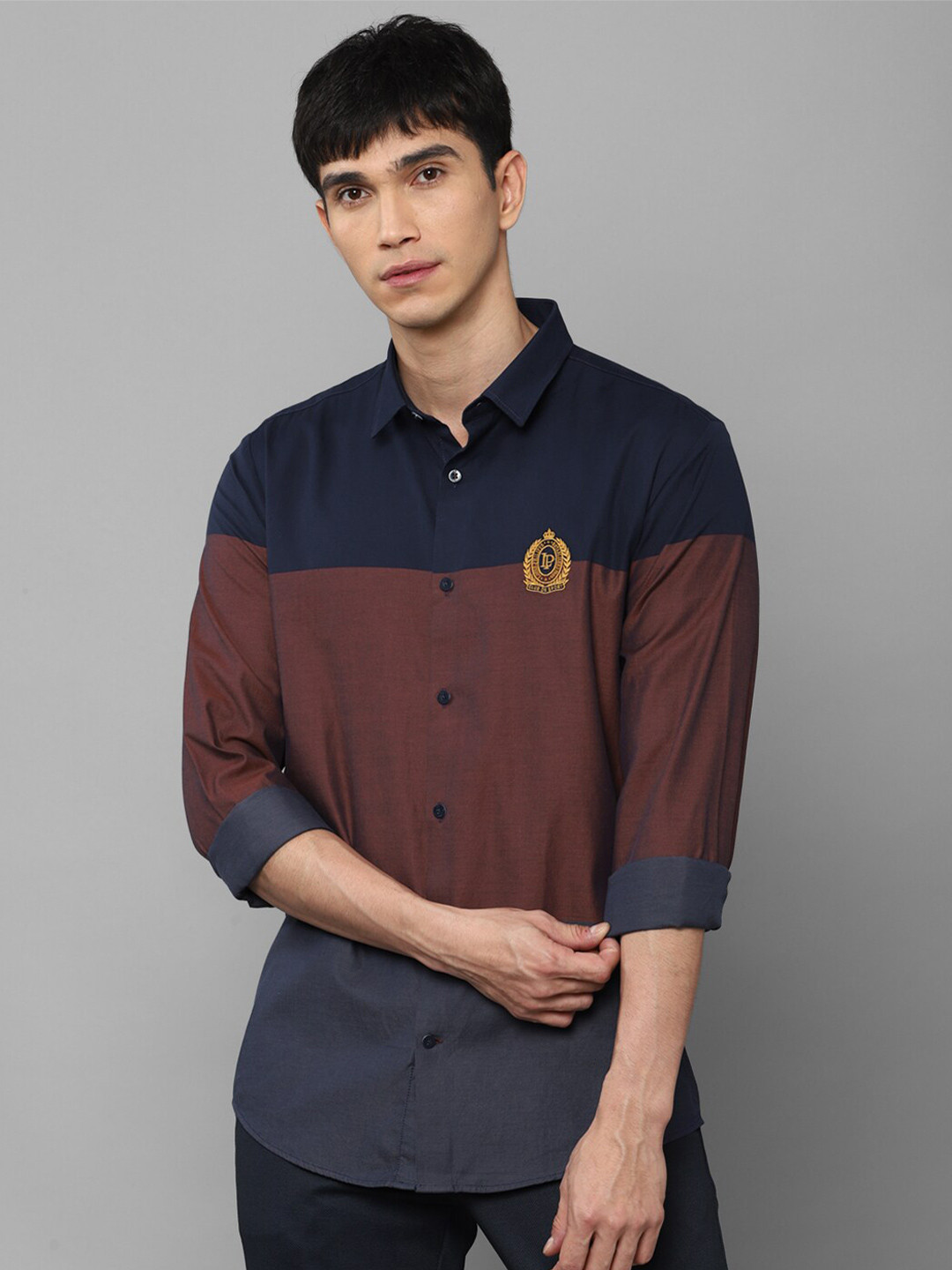 

Louis Philippe Sport Men Navy Blue Slim Fit Colourblocked Casual Shirt