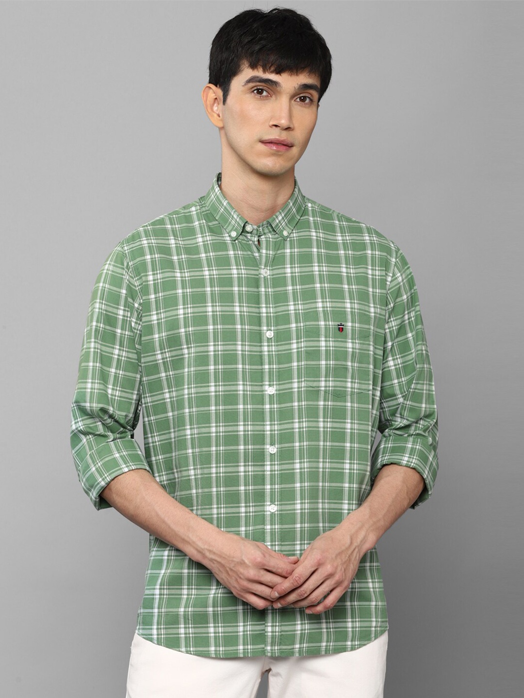 

Louis Philippe Sport Men Green Slim Fit Tartan Checks Checked Casual Shirt
