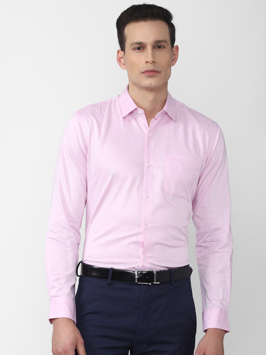 

Peter England Men Pink Regular Fit Solid Formal Shirt