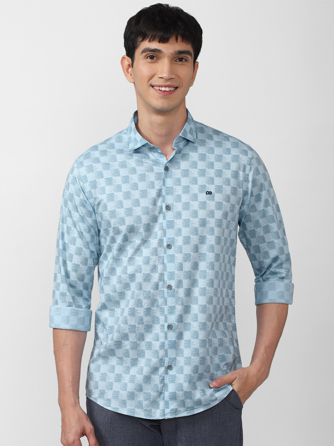 

Peter England Casuals Men Blue Slim Fit Checked Casual Shirt
