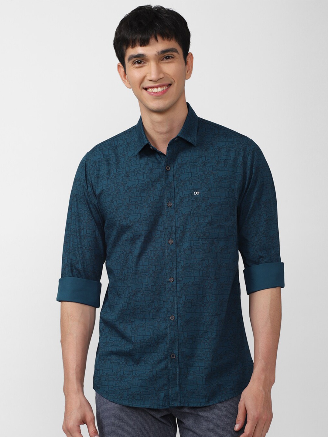 

Peter England Casuals Men Navy Blue Slim Fit Printed Casual Shirt