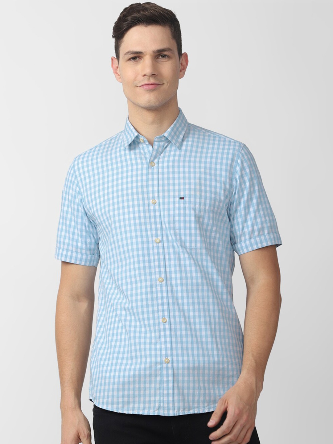 

Peter England Casuals Men Blue Slim Fit Checked Pure Cotton Casual Shirt