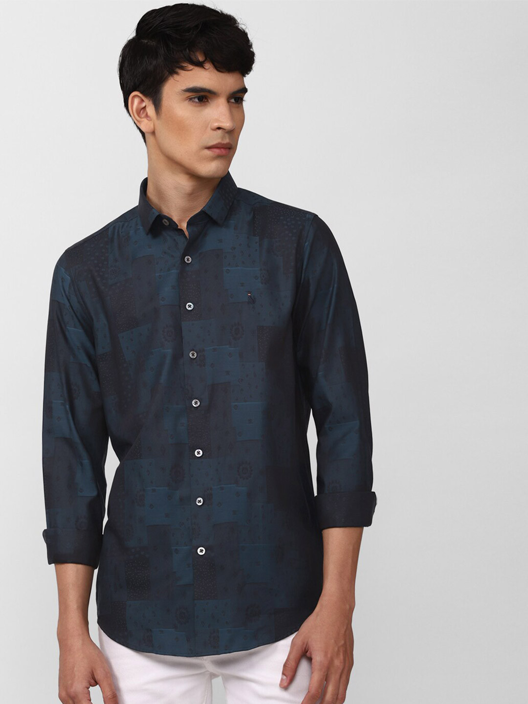 

SIMON CARTER LONDON Men Navy Blue Cotton Slim Fit Printed Casual Shirt