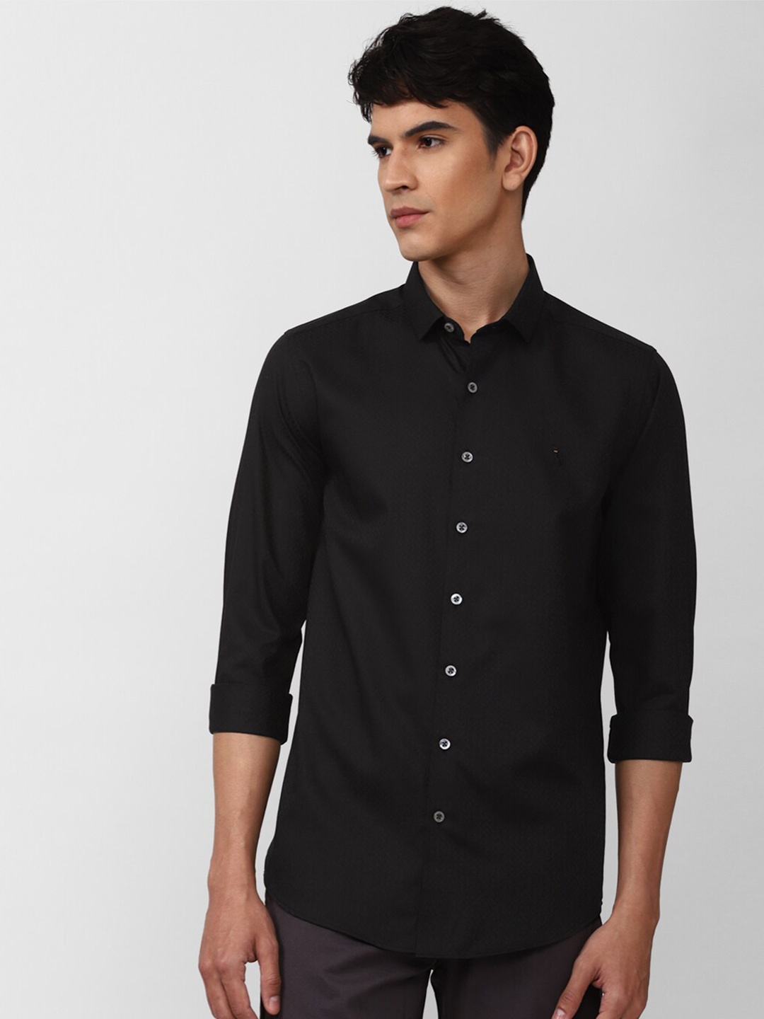 

SIMON CARTER LONDON Men Black Slim Fit Pure Cotton Casual Shirt