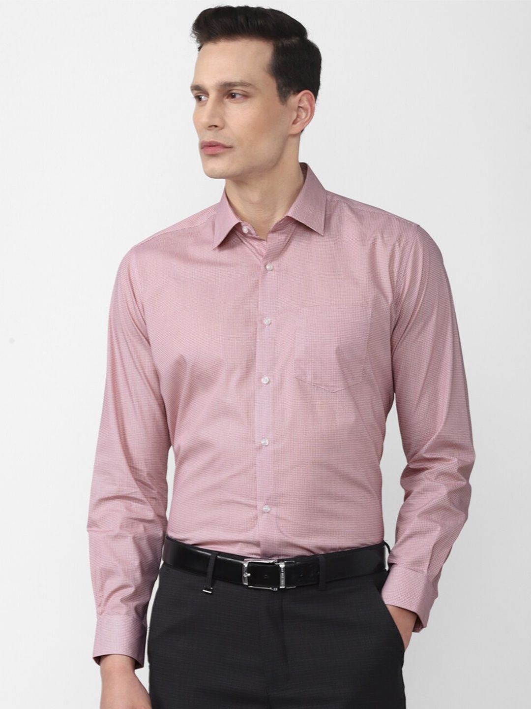 

Van Heusen Men Pink Shirt