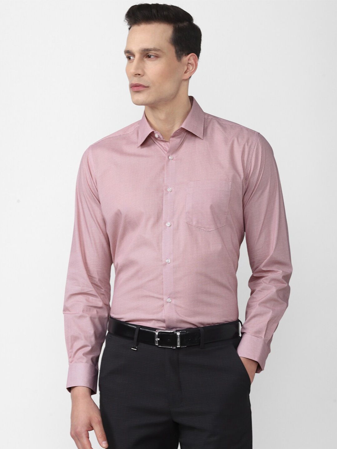 

Van Heusen Men Pink Casual Shirt